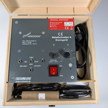 Preview: Frontplatte des Arkograf Elektroschreibers 40 VA mit Brenngerät und Temperaturregler